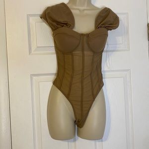 KAYLEE KOLLECTION BODY SUIT SIZE Medium